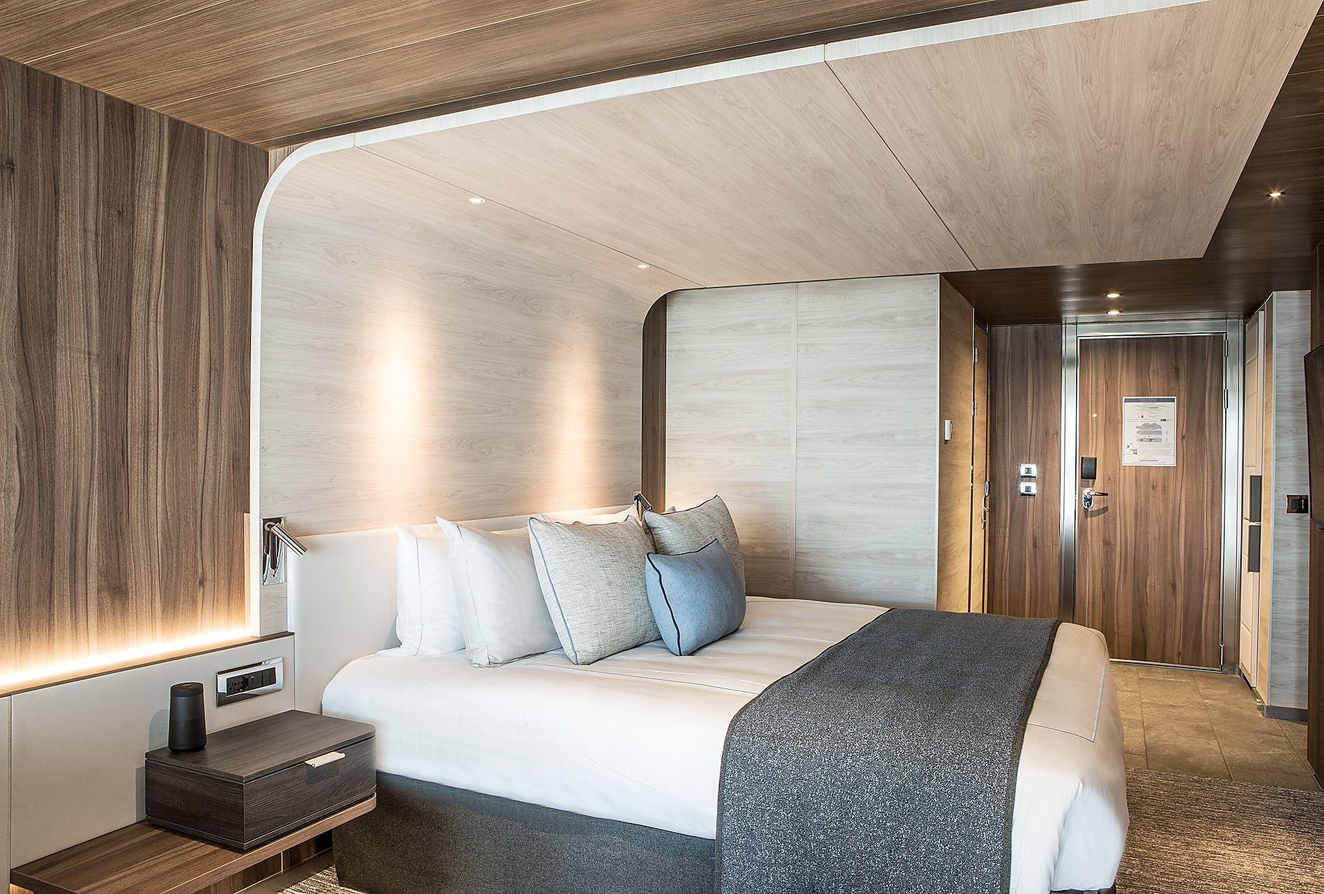 Grand Prestige Suite